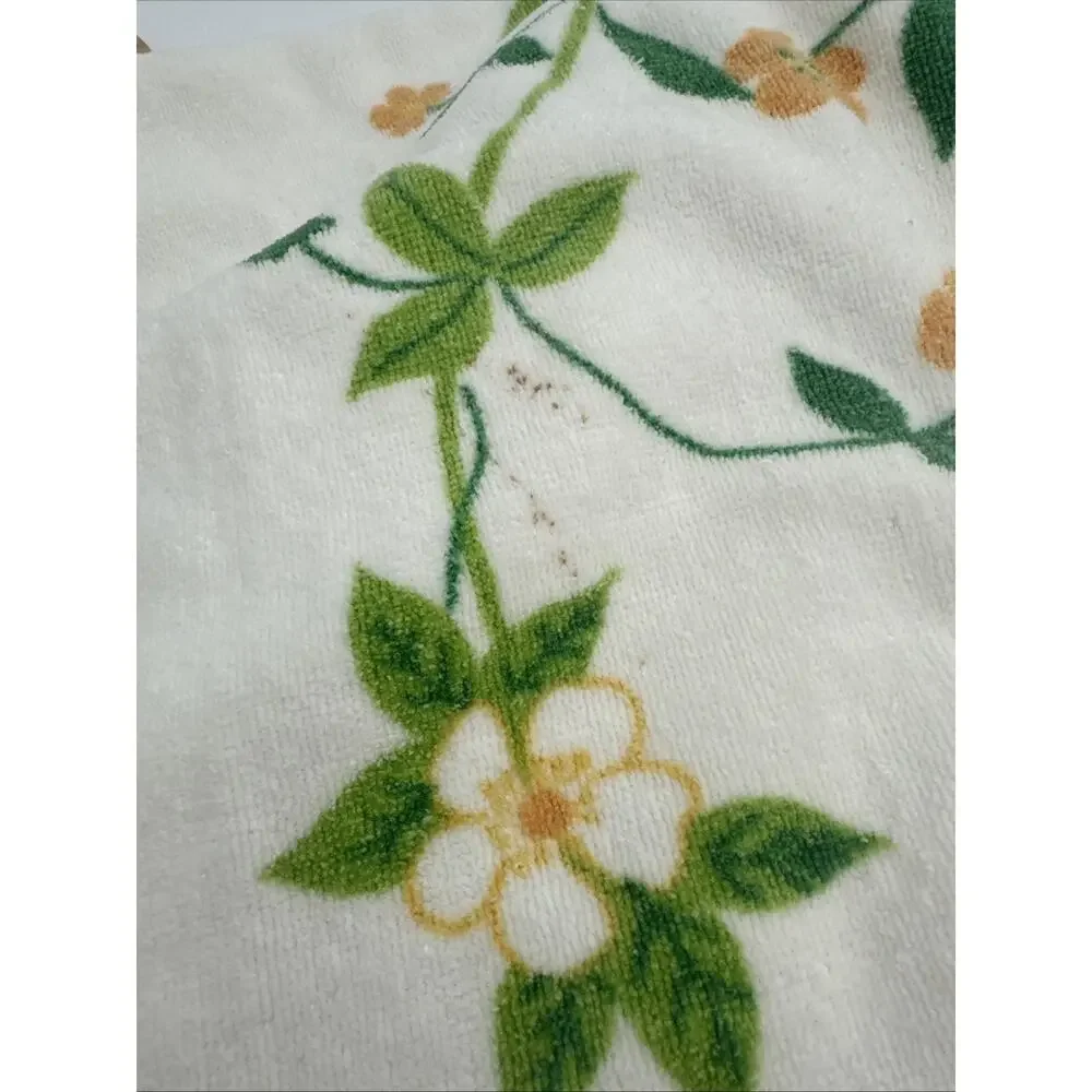 Set Of 3 Vintage Utica fine Arts JP Stevens 1 Bath And 2Hand Towels Strawberries